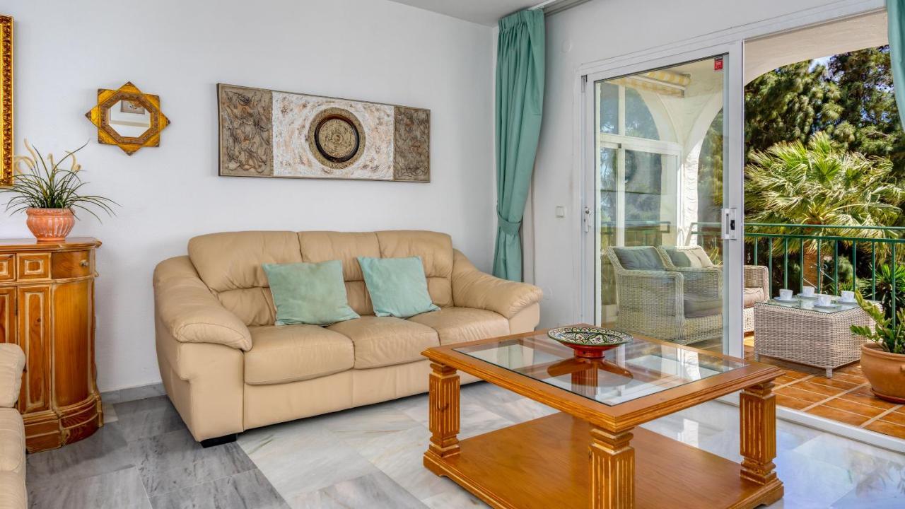 Seaview Balcony In Calahonda By Costarentals - Ref 203 Sitio de Calahonda Exterior photo